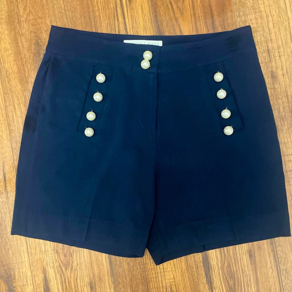 Veronica Beard Shorts!! Size 8.